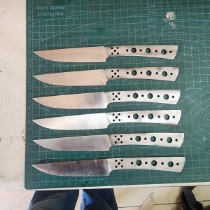 Cutlery - Simple Steak knife  - Ground - Heat treated