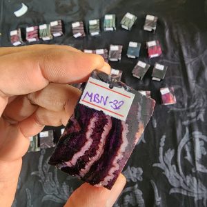 Mammoth Molar Cube - MBN - 32