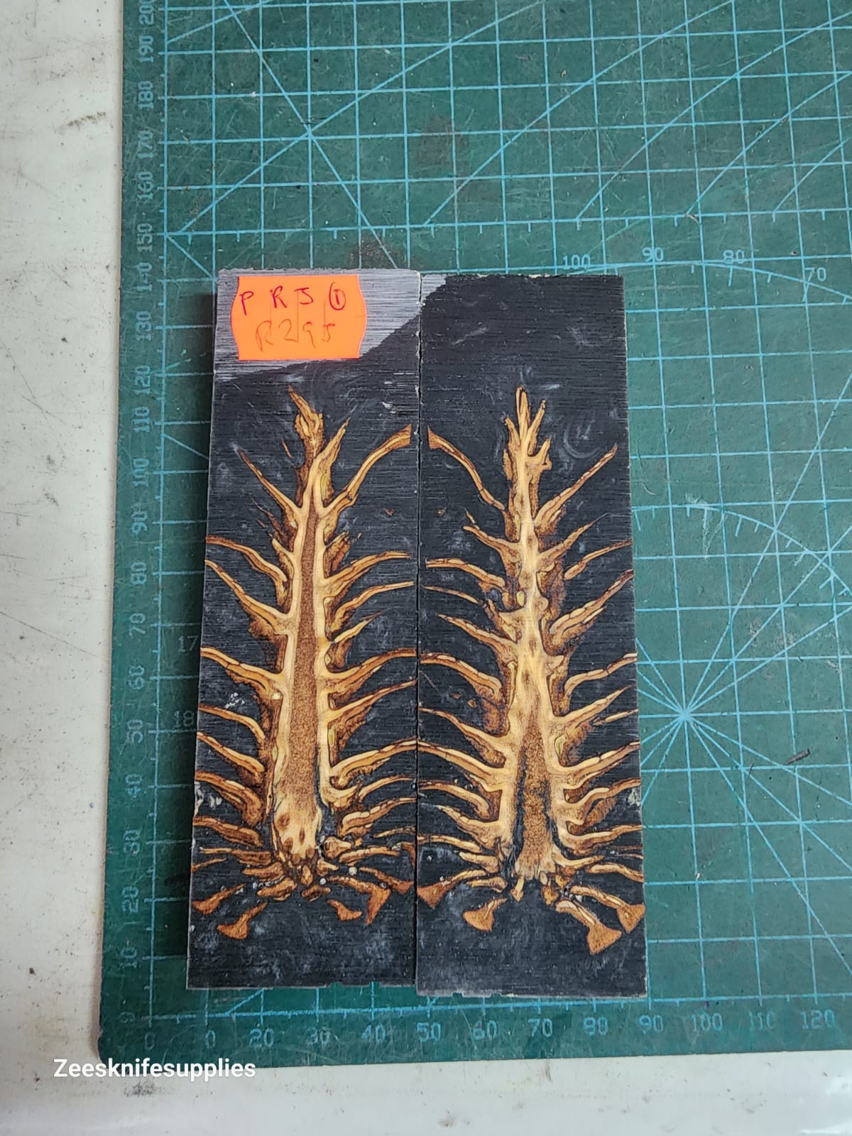Pine Cone Resin Scale Set - P.R.J - 1