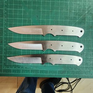 Caper Finn Hunter - Ground - Heat treated