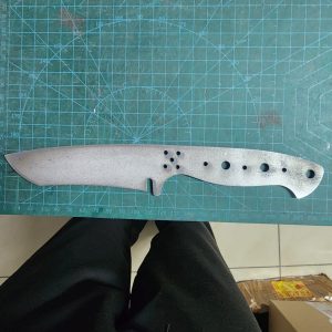 Hunter - FR Tanto Heat treated - Stainless