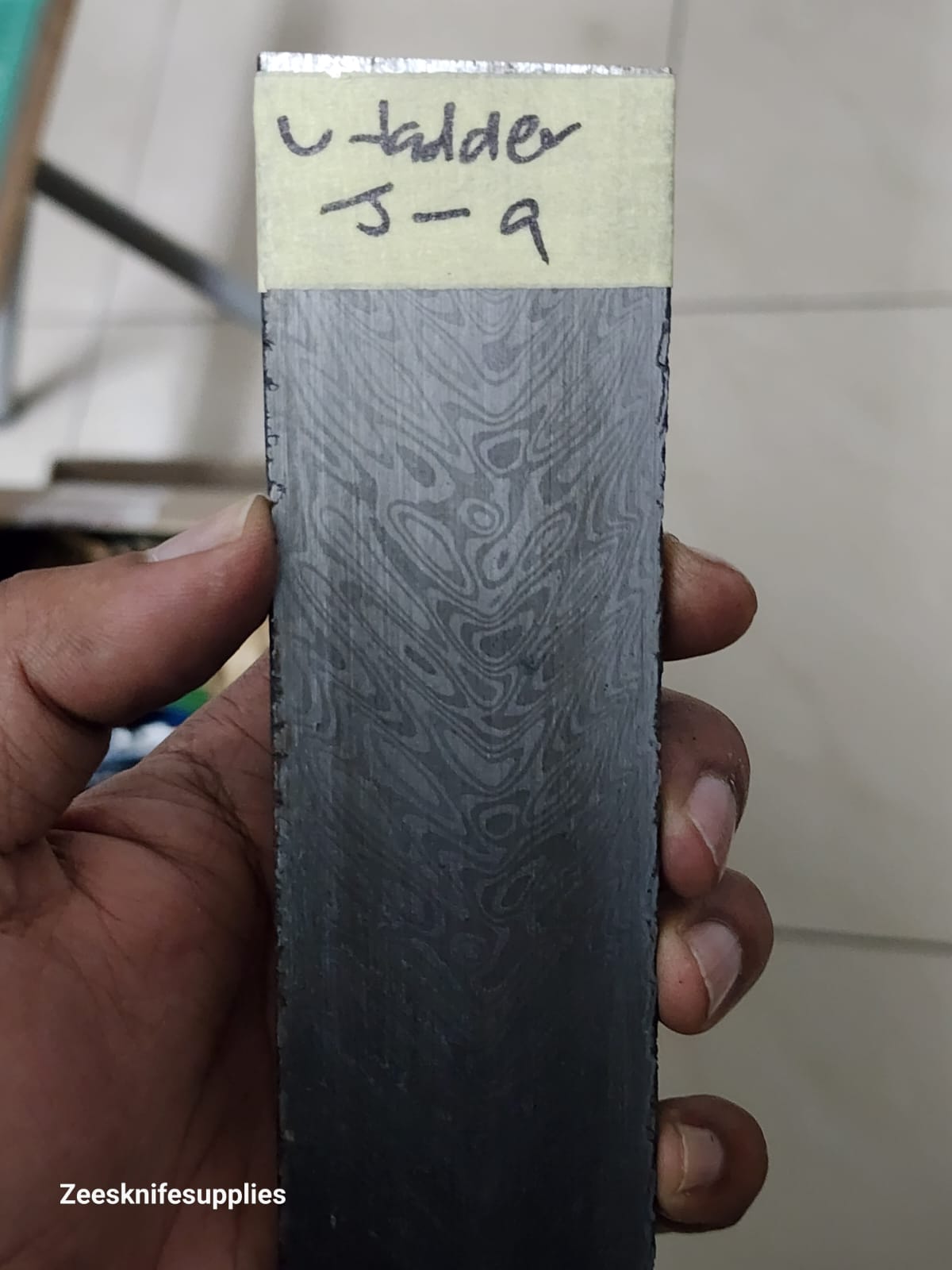 V Ladder Pattern - J - 9