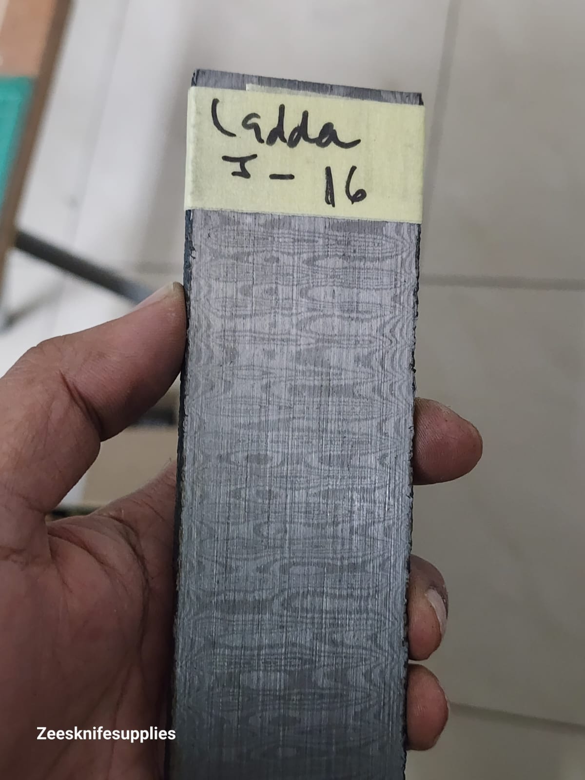 Ladder Pattern - J - 16