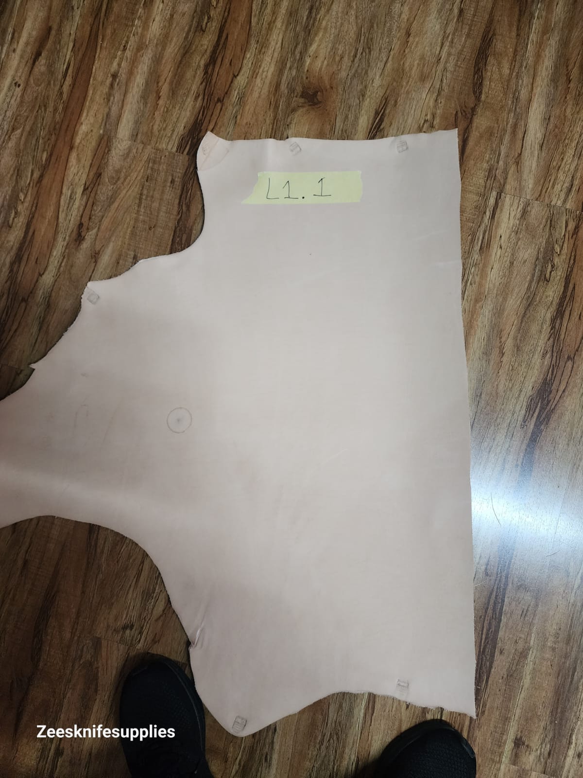 Veg Tan Leather - L | 1.1 | 2.3mm - Approx 46 Decimeter