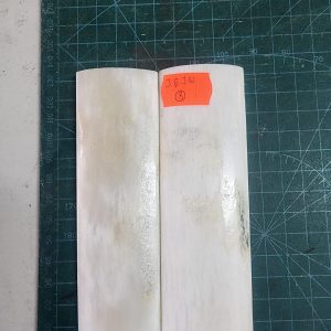 Giraffe Bone Set - J B J N  - 8