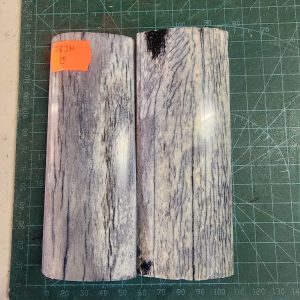 Giraffe Bone Set - J B J N  - 9