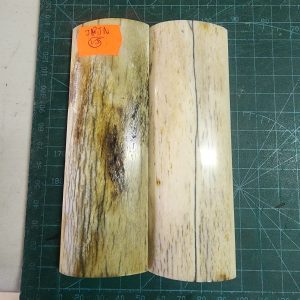 Giraffe Bone Set - J B J N  - 15
