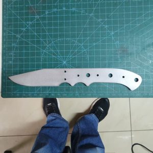 Hunter - Alpha Warncliffe - Heat treated - Stainless Steel