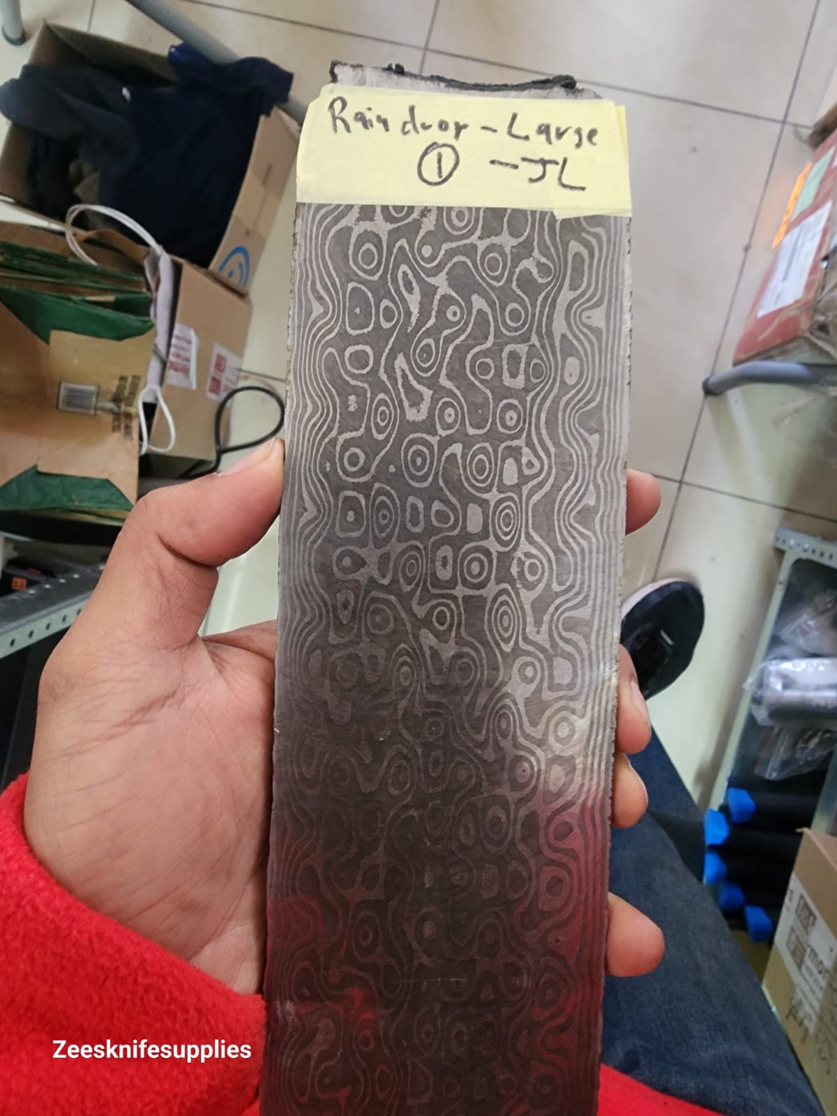 Large - Raindrop Pattern - J L - 1