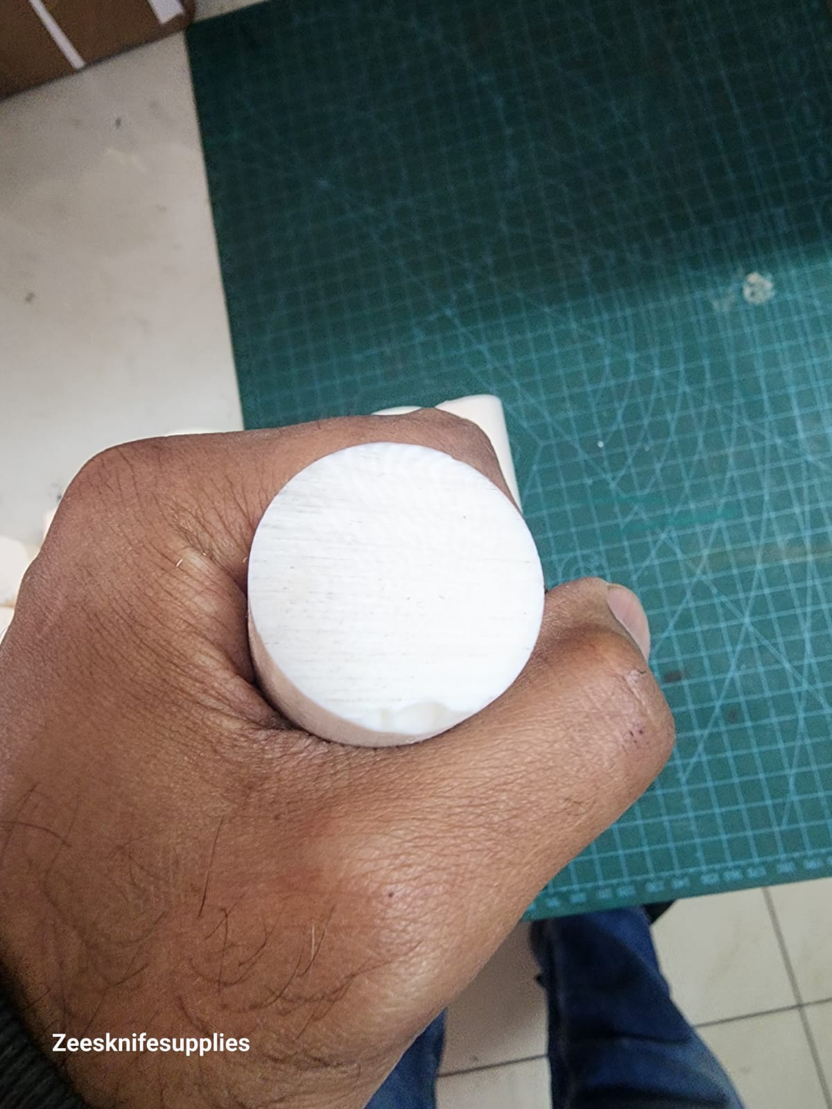 Ivory Resin Rod - Image 2