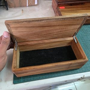 Alternative view of Hand Crafted Box - DLB 4
